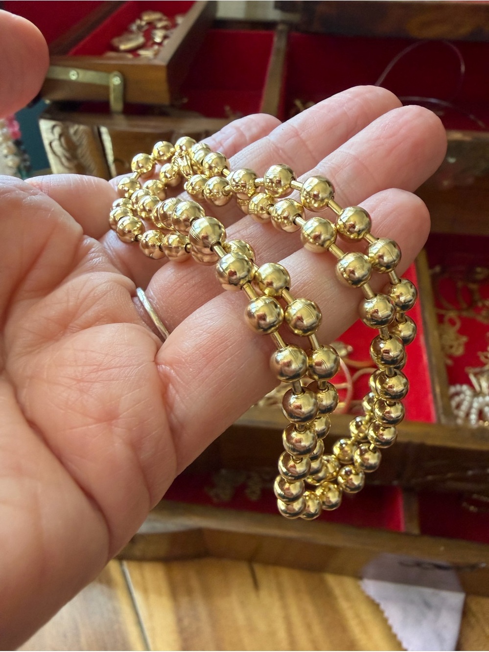 Gold beaded Necklace.